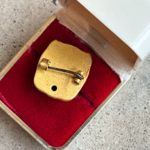 Load image into Gallery viewer, Early 20th c. Gold Filled Bulldog Brooch