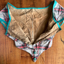 Load image into Gallery viewer, c. 1860s Silk Bodice