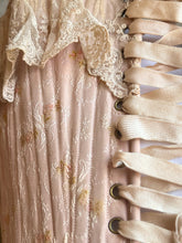 Load image into Gallery viewer, c. Late 1890s-1900s French Corset | Mme Brédian