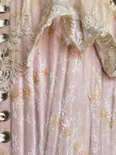 Load image into Gallery viewer, c. Late 1890s-1900s French Corset | Mme Brédian