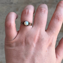 Load image into Gallery viewer, Turn of the Century 8k Gold Opal Ring