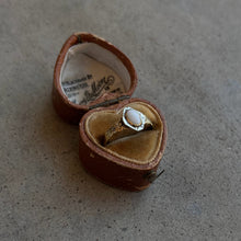 Load image into Gallery viewer, Early 20th c. 10k Gold Opal Ring