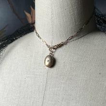 Load image into Gallery viewer, c. 1900s 9k Gold Diamond Star Locket