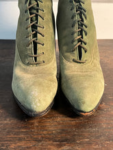 Load image into Gallery viewer, c. 1910s-1920s Green Suede Booots