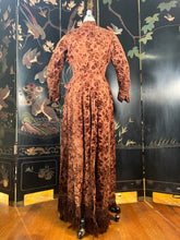 Load image into Gallery viewer, c. 1880s Long Tailed Bodice