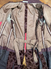 Load image into Gallery viewer, c. 1880s Long Tailed Bodice