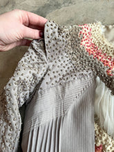 Load image into Gallery viewer, c. Early 1900s Bodice by Fenwick