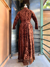 Load image into Gallery viewer, c. 1880s Long Tailed Bodice