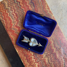 Load image into Gallery viewer, 19th c. Scottish Agate Sterling Silver Heart Arrow Brooch