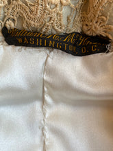 Load image into Gallery viewer, c. 1900s Velvet Jacket