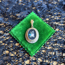 Load image into Gallery viewer, c. 1880s Pietra Dura Locket