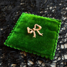 Load image into Gallery viewer, Edwardian 14k Gold Coral + Pearl Bow Brooch