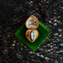 Load image into Gallery viewer, c. 1870s-1880s 12k Gold Sardonyx Cameo Ring