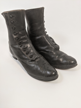 Load image into Gallery viewer, 1900s Side Button Boots | Approx Sz 7.5-8