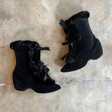 Load image into Gallery viewer, c. 1890s-1900s Black Carriage Boots