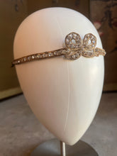 Load image into Gallery viewer, c. 1920s Rhintestone Headpiece