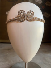 Load image into Gallery viewer, c. 1920s Rhintestone Headpiece
