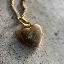 Load image into Gallery viewer, c. 1940s Heart Locket Necklace