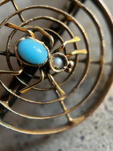 Load image into Gallery viewer, c. 1900s-1910s 9k Gold Spider Brooch