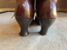 Load image into Gallery viewer, c. 1910s Louis Heel Brown Boots | Approx Sz 7-7.5