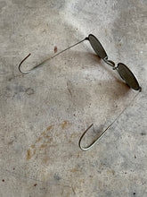Load image into Gallery viewer, c. 1920s-1930s Round Sunglasses