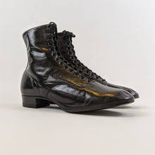 Load image into Gallery viewer, 1930s Black Lace Up Boots | Approx Sz 7-7.5