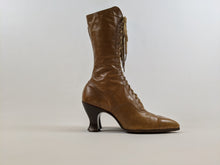 Load image into Gallery viewer, 1920s Tan Lace Up Louis Heel Boots | Approx Sz 5