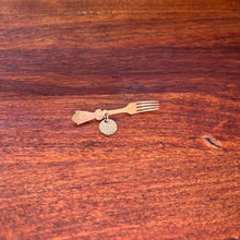 Load image into Gallery viewer, c. 1910s-1920s Fork + Shell Brooch