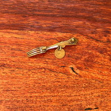 Load image into Gallery viewer, c. 1910s-1920s Fork + Shell Brooch