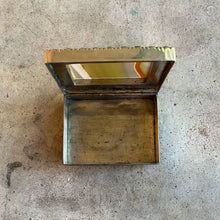 Load image into Gallery viewer, 19th c. Striped Agate + Rock Crystal Box