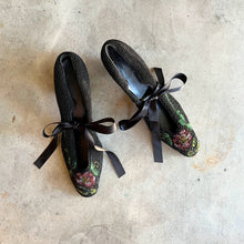 Load image into Gallery viewer, c. 1920s-1930s Beaded Shoes | Approx Sz. 8.5
