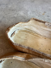 Load image into Gallery viewer, c. 1820s Moroccan Leather Shoes