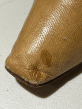 Load image into Gallery viewer, c. 1820s Moroccan Leather Shoes