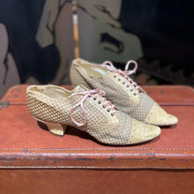 Load image into Gallery viewer, c. 1890s Oxfords | For Study + Display