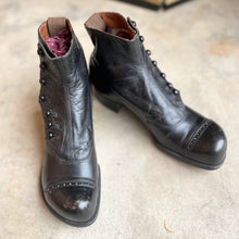 Load image into Gallery viewer, c. 1910s Side Button Boots | Approx Sz 7.5-8