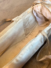 Load image into Gallery viewer, Early-Mid 19th c. Cream Silk Slippers