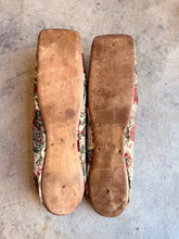 Load image into Gallery viewer, Early-Mid 19th c. Paisley Slippers