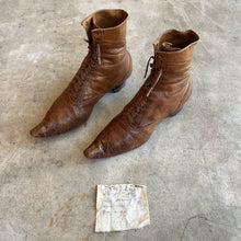 Load image into Gallery viewer, c. 1890s Boots w/ Provenance | Approx Sz 5