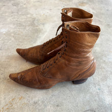 Load image into Gallery viewer, c. 1890s Boots w/ Provenance | Approx Sz 5
