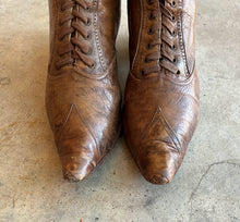 Load image into Gallery viewer, c. 1890s Boots w/ Provenance | Approx Sz 5