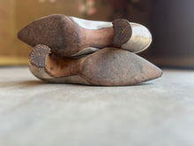 Load image into Gallery viewer, c. 1910s-1920s Lamé Pumps | Approx Sz 7.5