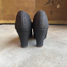 Load image into Gallery viewer, c. 1920s-1930s Black Silk Beaded Pumps | Approx Sz. 5