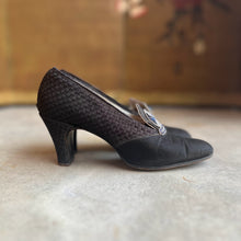 Load image into Gallery viewer, c. 1920s-1930s Black Silk Beaded Pumps | Approx Sz. 5