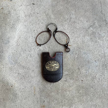 Load image into Gallery viewer, c. 1880s-1890s Tortoise Shell Pince Nez in Case