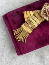 Load image into Gallery viewer, c. 1880s Book Chain Cameo Bracelet