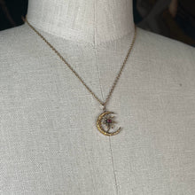 Load image into Gallery viewer, c. 1900s-1910s 10k Gold Crescent Moon Pedant