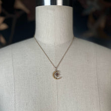 Load image into Gallery viewer, c. 1900s-1910s 10k Gold Crescent Moon Pedant