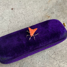 Load image into Gallery viewer, Early 19th c. 14k Gold Coral Fly Pendant