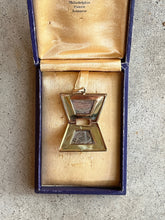 Load image into Gallery viewer, Mid-19th c. 14k Gold Enamel Locket with Hair