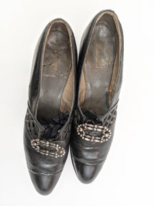 1910s-1920s Buckle Leather Heels | Approx Size 8-8.5